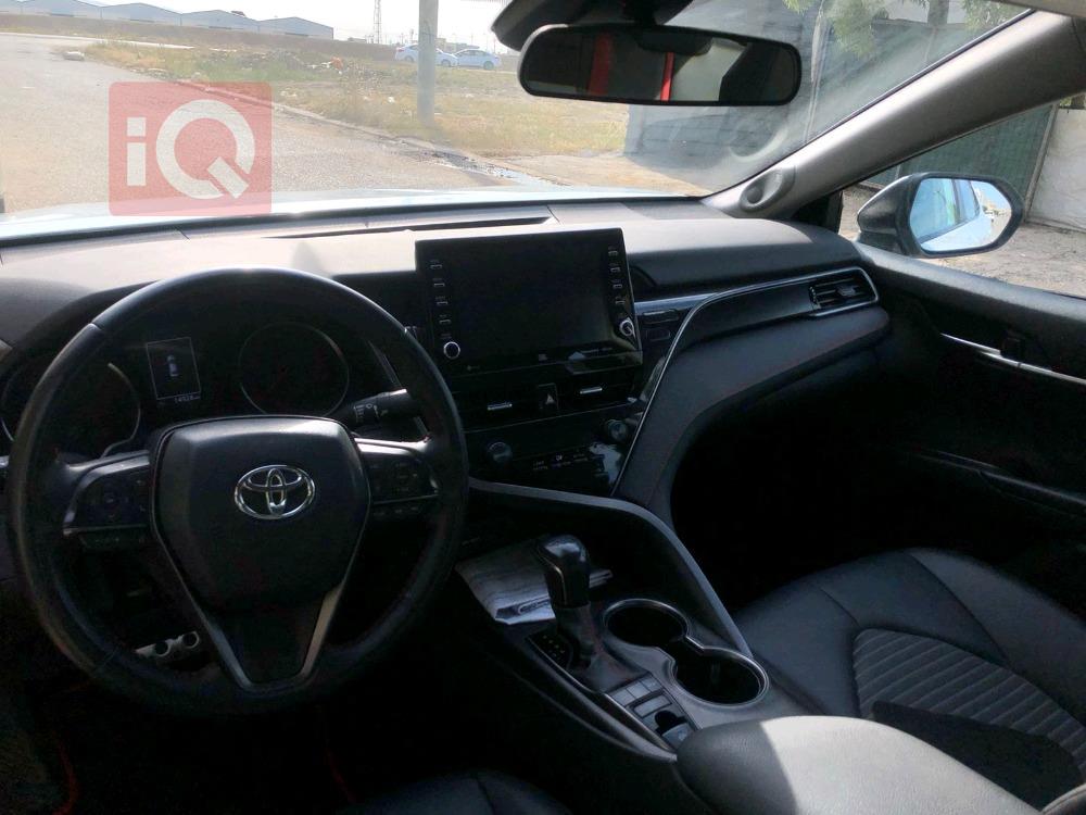 تۆیۆتا کامری